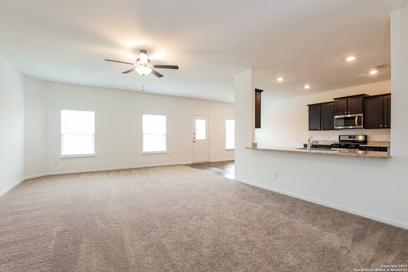 New Braunfels, TX 78132-0305,826 SHADY BRK