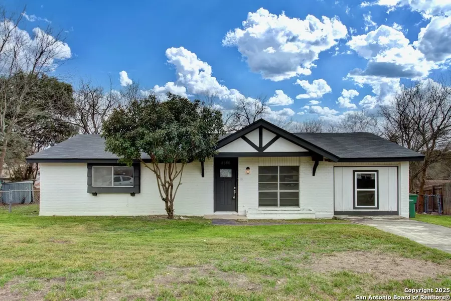 4566 LOS RANCHITOS ST, San Antonio, TX 78233-6737