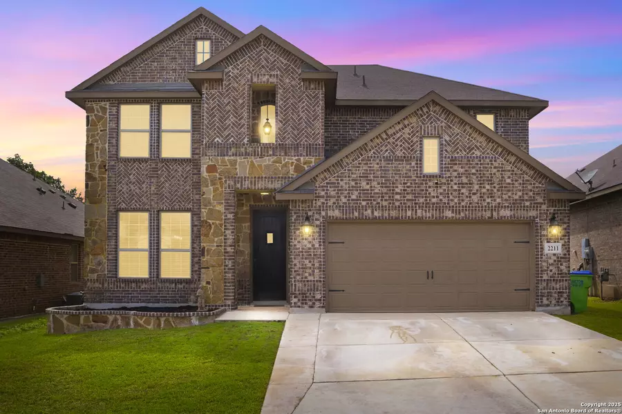 2211 ABADEER TRL, San Antonio, TX 78253-6702