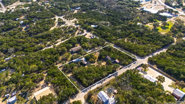 Lakehills, TX 78063,332 14th