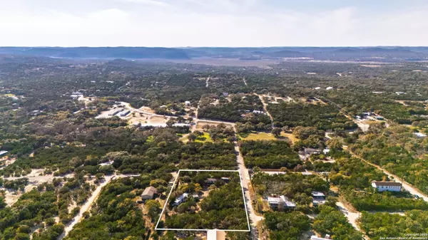 Lakehills, TX 78063,332 14th