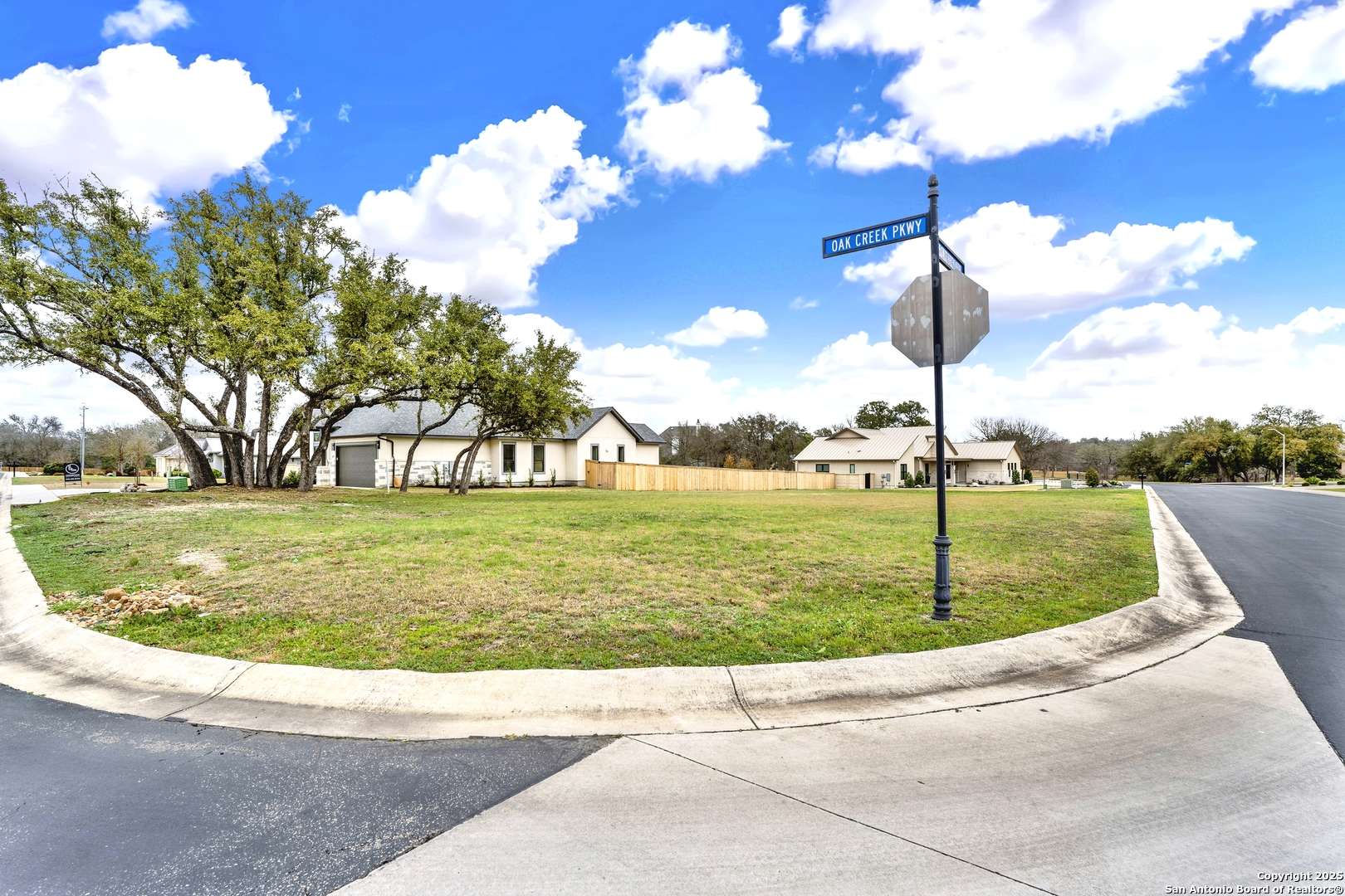 Seguin, TX 78155,631 Oak Creek Pkwy
