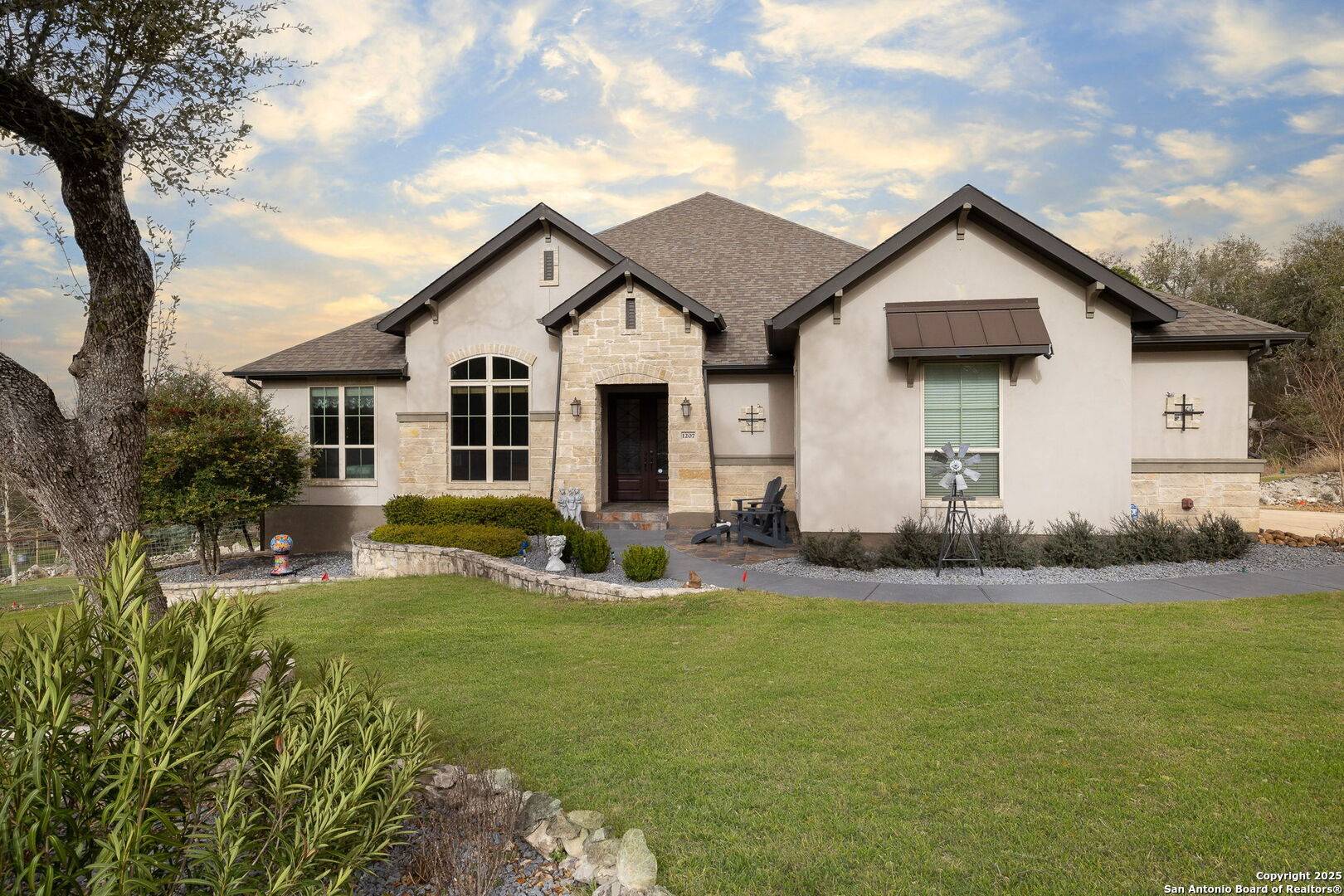 1207 Acquedotto, New Braunfels, TX 78132