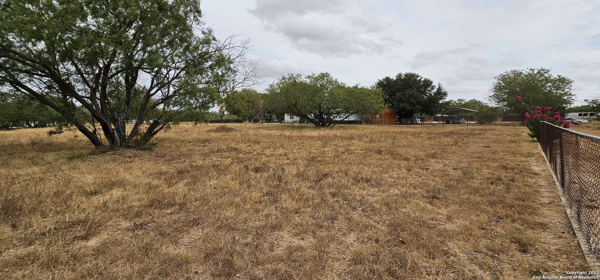 Elmendorf, TX 78112-9613,7296 FM 327