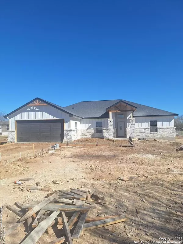 241 Wheeler Rd, Poteet, TX 78065