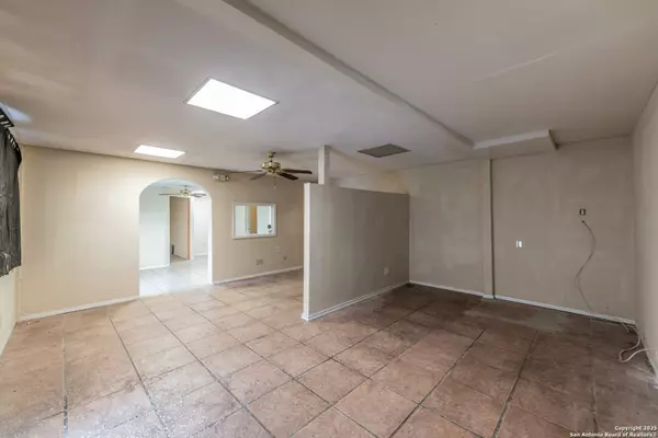 San Antonio, TX 78201,1006 West Ave