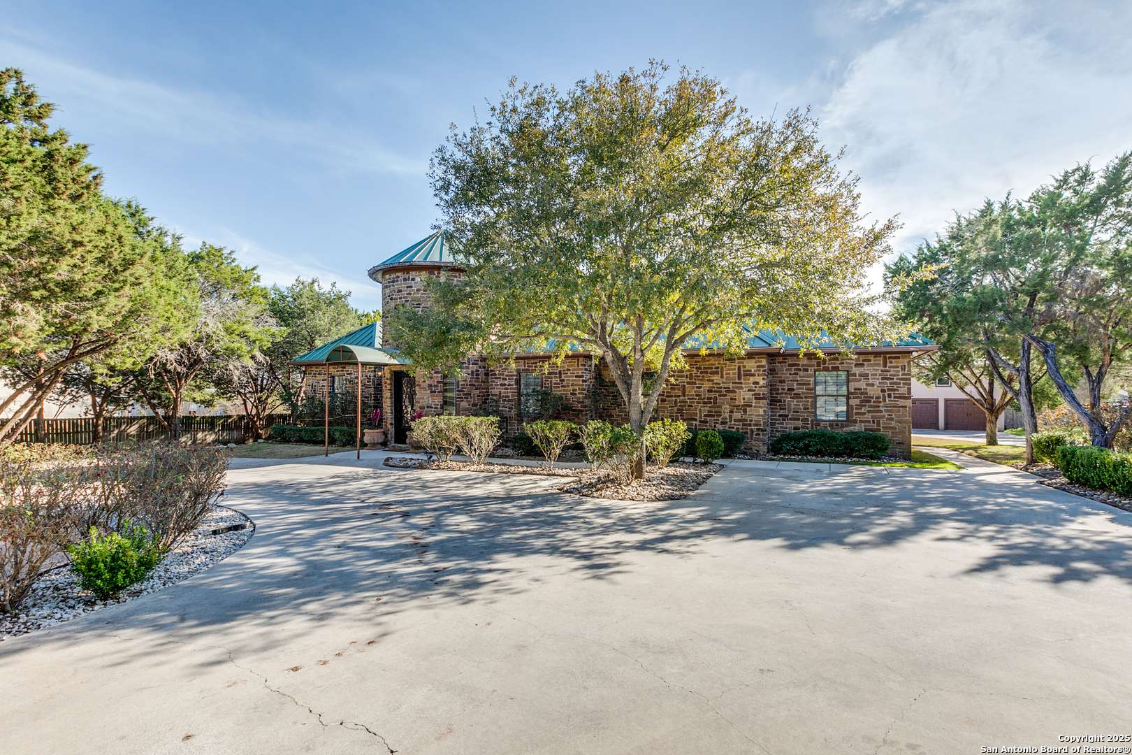 Helotes, TX 78023,11050 BAXTERSHIRE