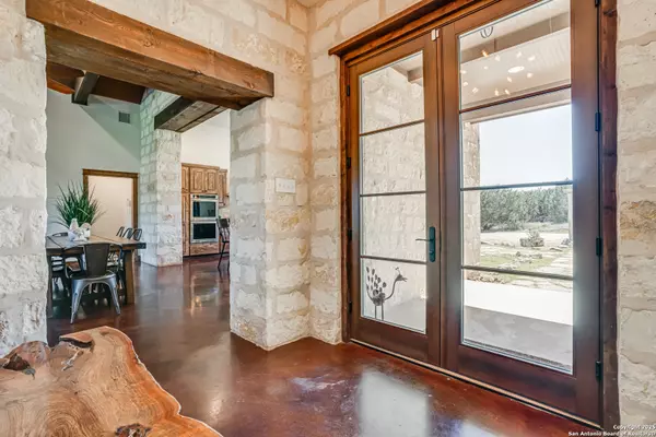 Boerne, TX 78006,510 Red Oak