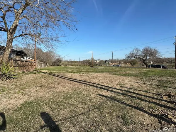 San Antonio, TX 78221,3998 Pleasanton