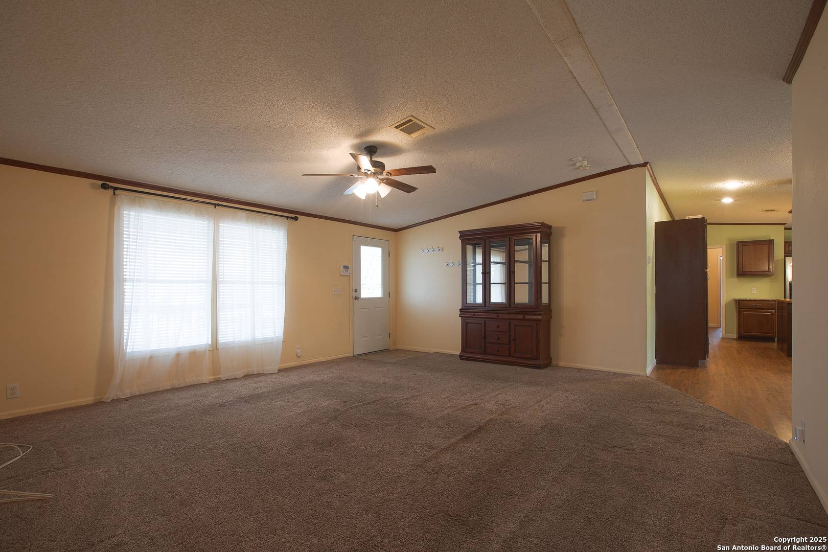 Castroville, TX 78009,10015 County Road 5735