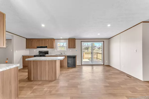 Somerset, TX 78069,165 Mahan Rd