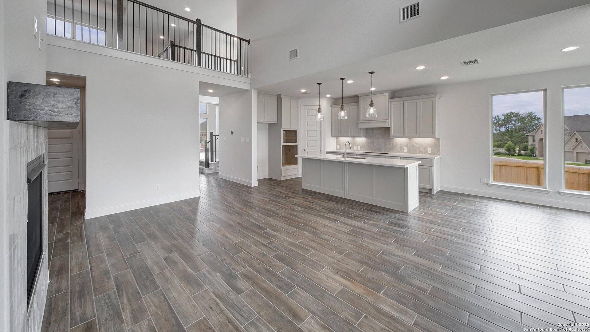 San Antonio, TX 78254,10323 Redding Bend