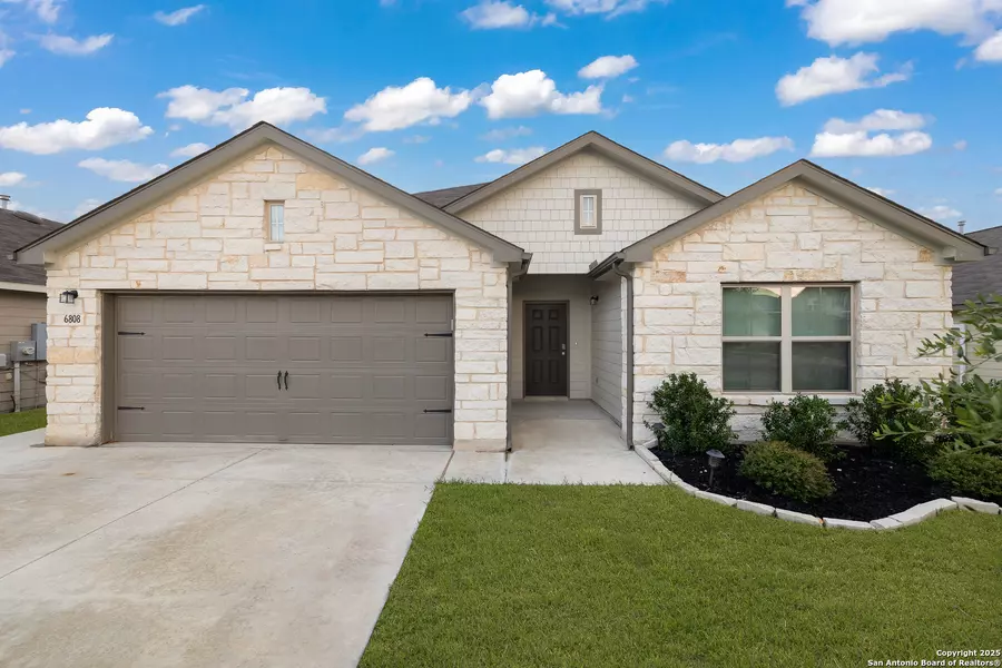 6808 Cetera Crossing, Converse, TX 78109