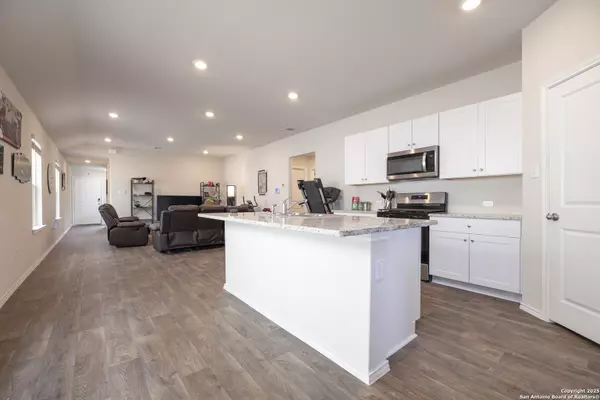 New Braunfels, TX 78130,2857 Wolfcreek