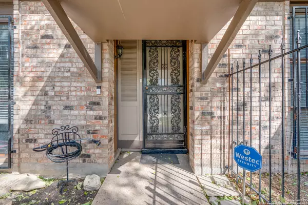 San Antonio, TX 78217,9016 Wickfield
