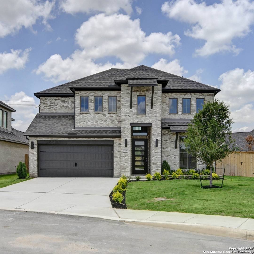 110 Chinkapin Oaks, Castroville, TX 78009