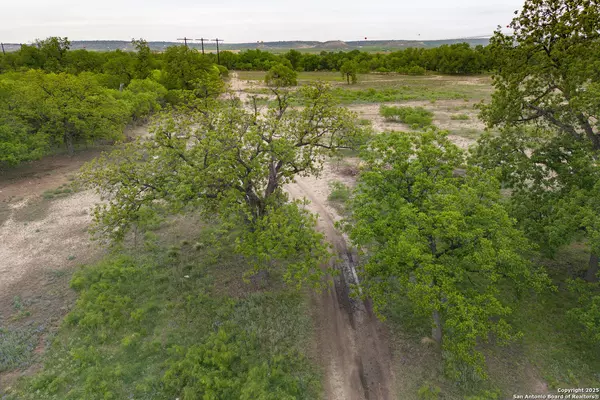 Junction, TX 76849,308 Hackberry