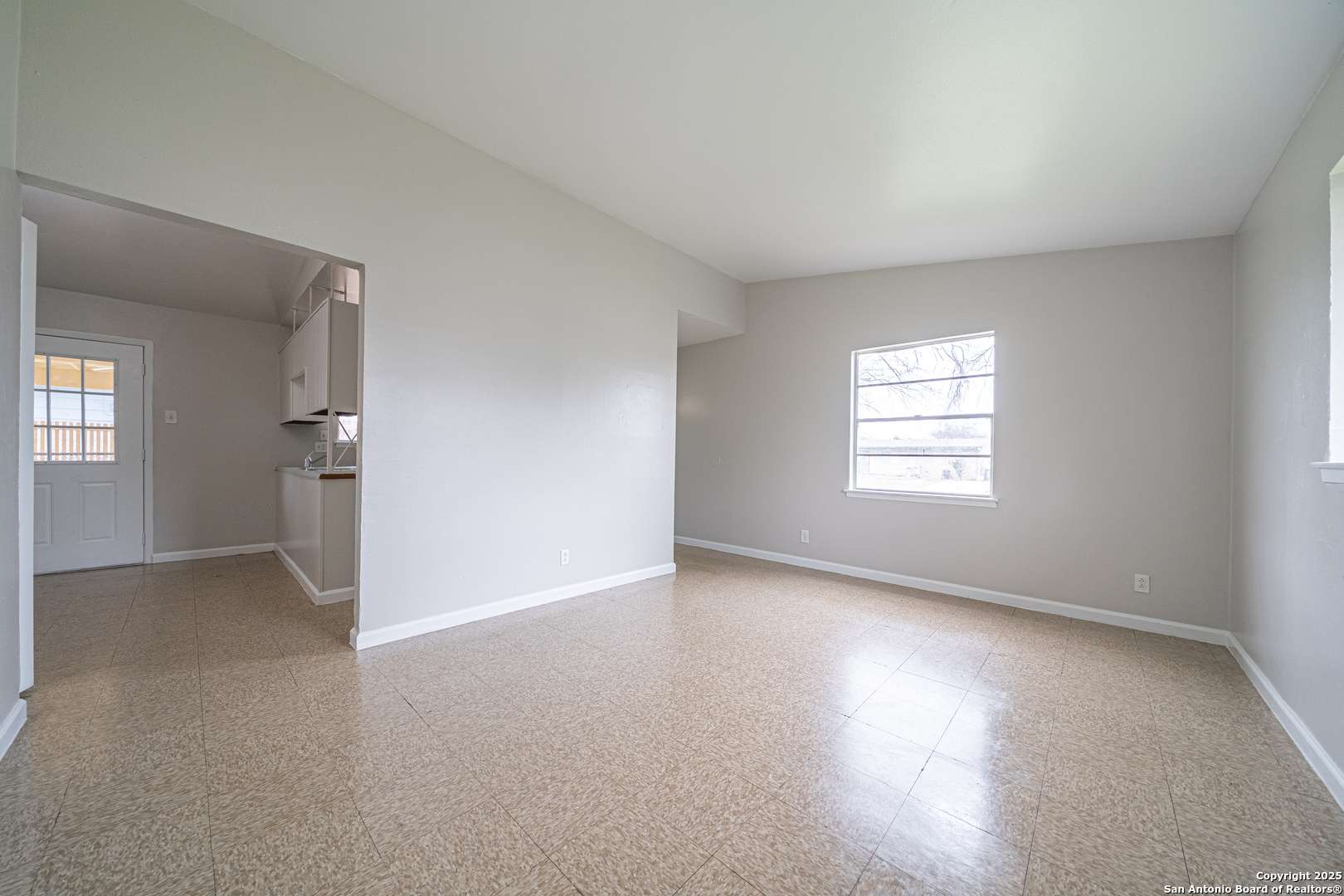 San Antonio, TX 78242,6138 Cedar Valley