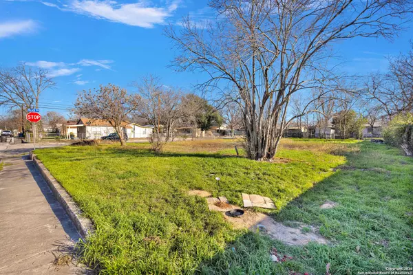 San Antonio, TX 78225,202 Eskimo