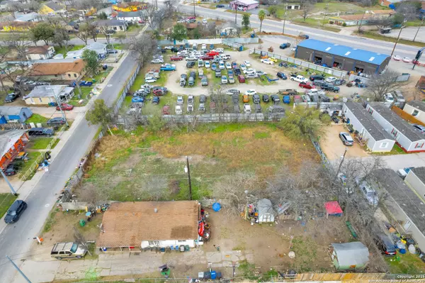 San Antonio, TX 78211,2423 Gerald