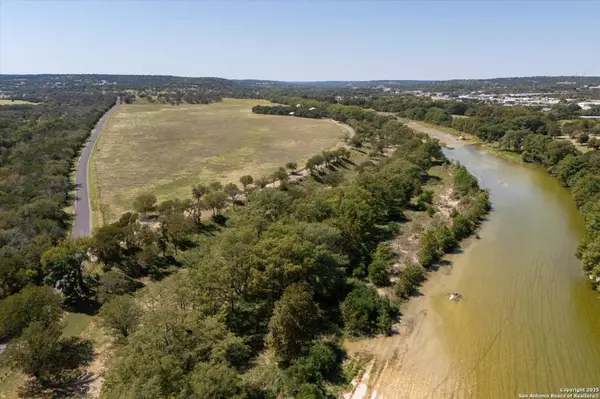 211 Bear Creek, Kerrville, TX 78028