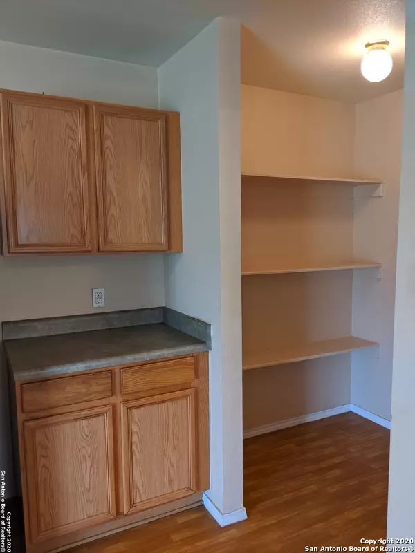 Converse, TX 78109,8163 Heights Valley