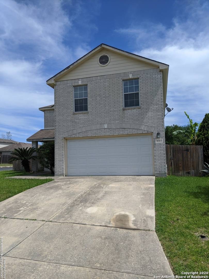 8163 Heights Valley, Converse, TX 78109