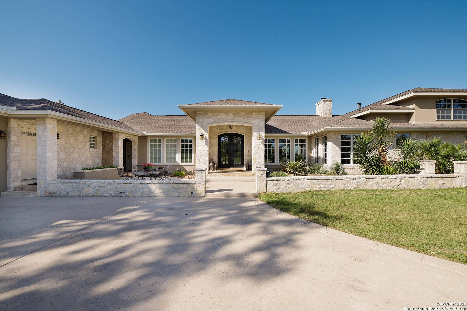 436A FM 1376, Boerne, TX 78006