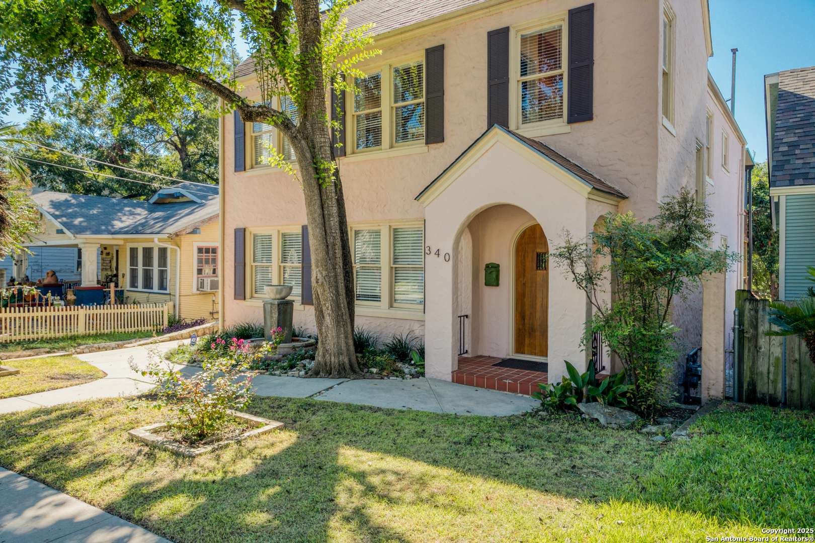San Antonio, TX 78212,340 Huisache