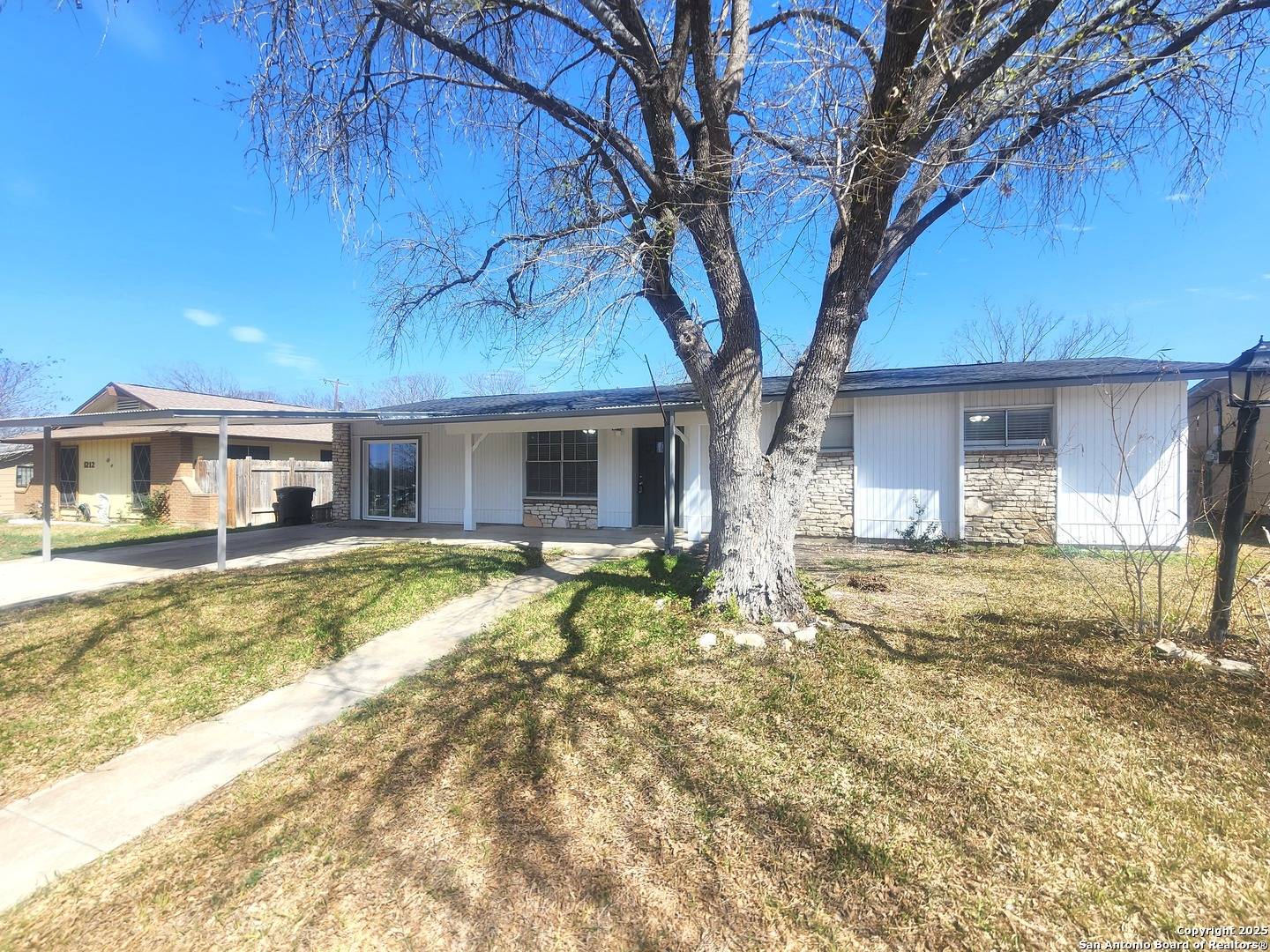 San Antonio, TX 78227,1216 canyon