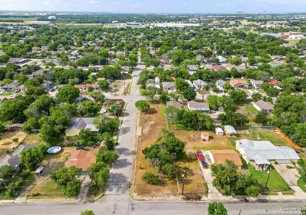San Antonio, TX 78211,267 McNarney St