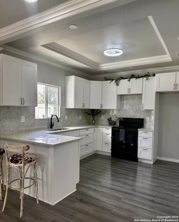 Adkins, TX 78101,1615 Hough