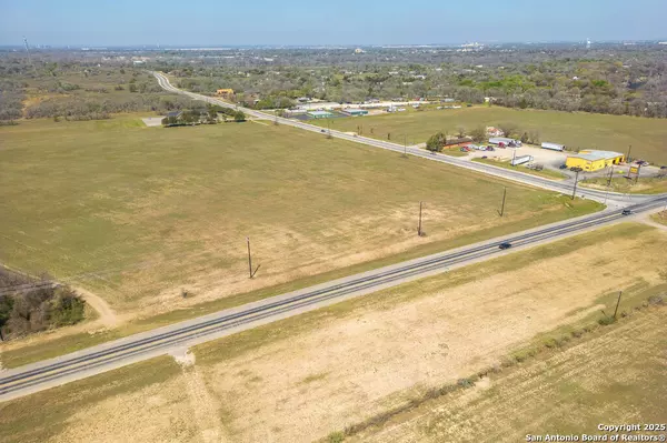 Seguin, TX 78155,52.118 ACRES State Highway 123
