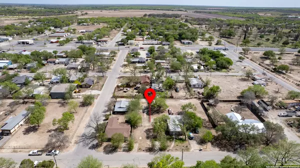 Uvalde, TX 78801,205 Canales