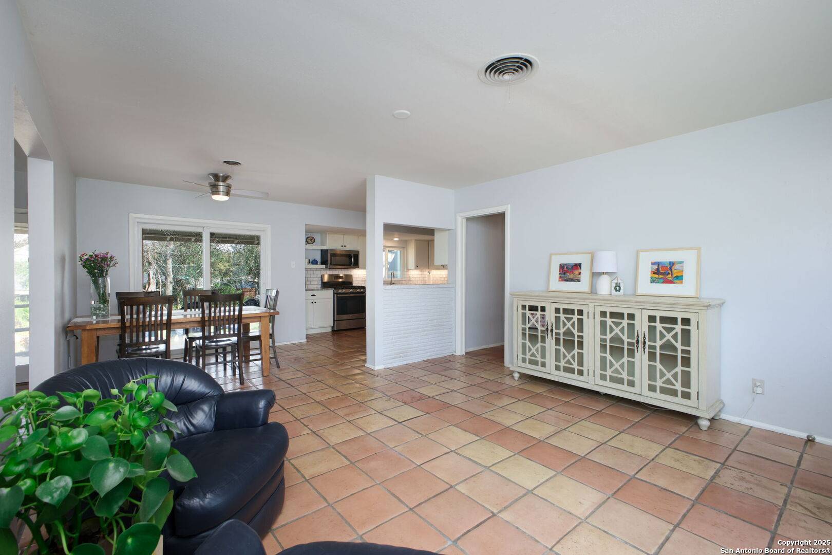 San Antonio, TX 78209,81 Camellia Way