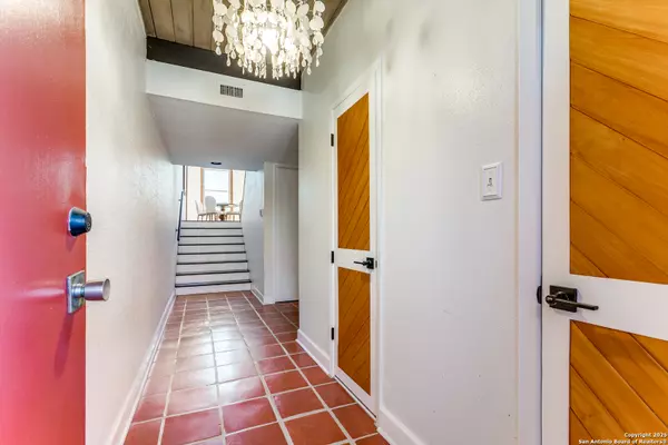 San Antonio, TX 78209,3102 Eisenhauer UNIT A3