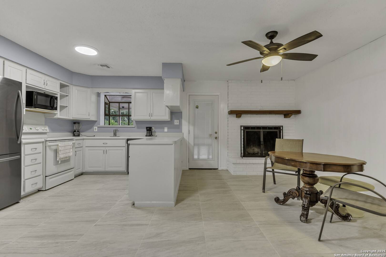 Fredericksburg, TX 78624,117 Ridgewood Dr