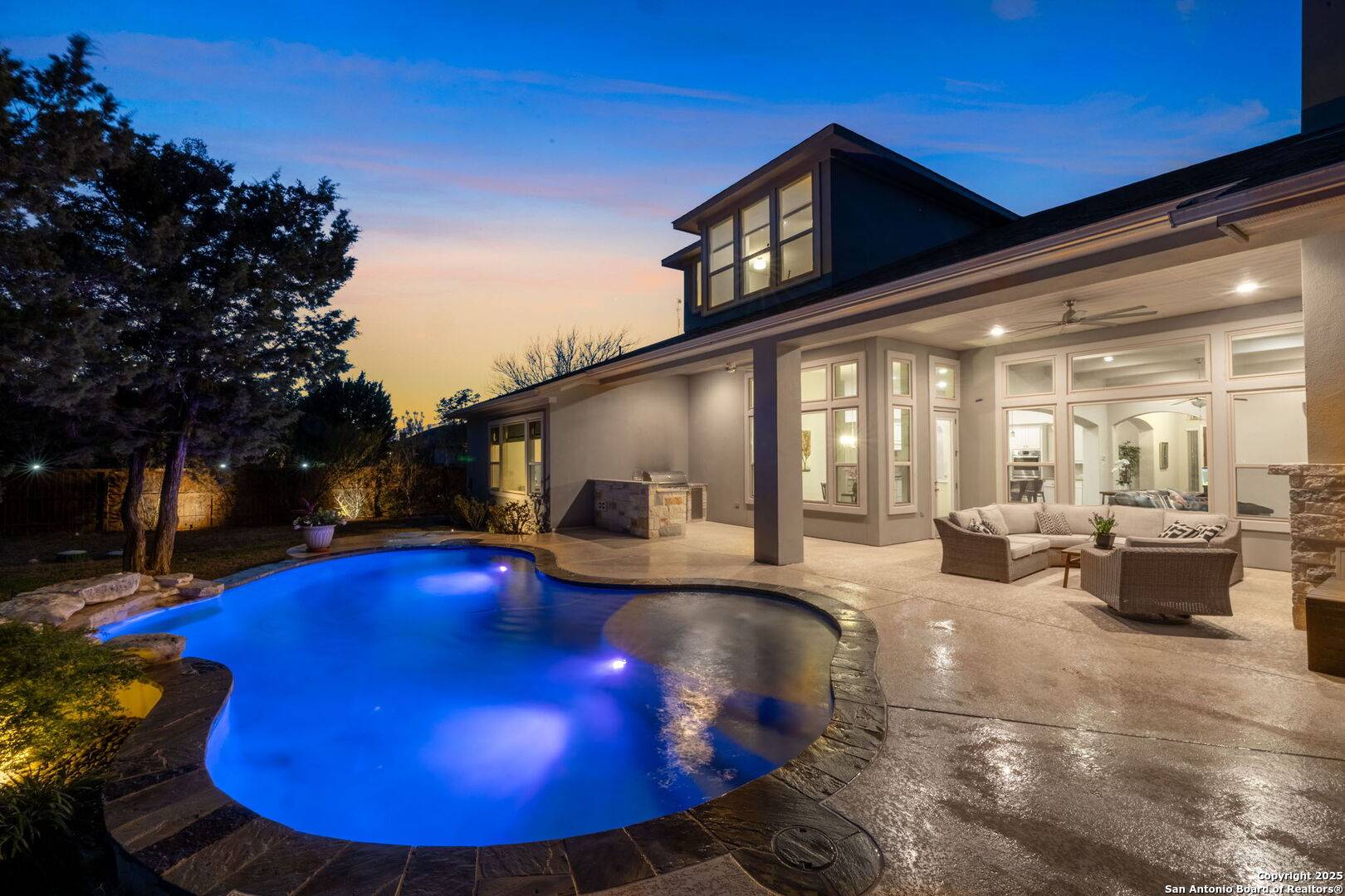 947 Woodland Oaks, New Braunfels, TX 78132