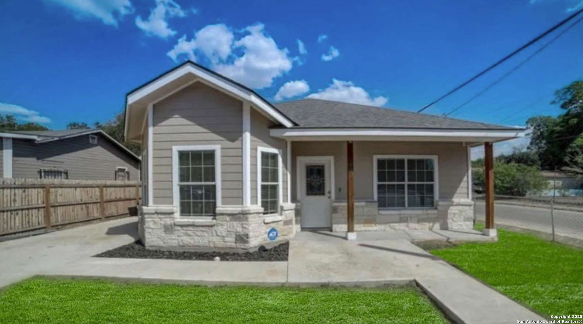 752 san manuel, San Antonio, TX 78237
