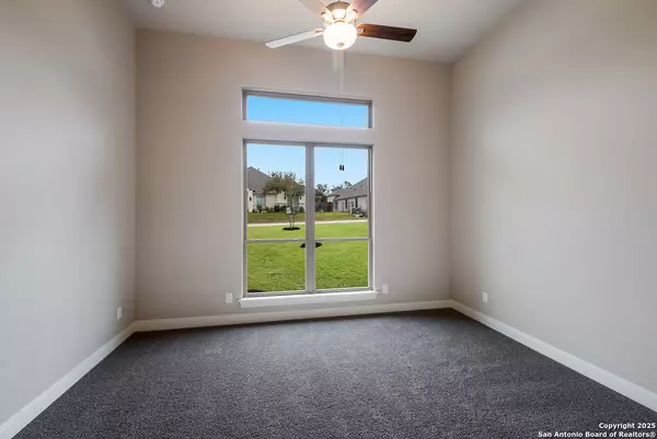 Bulverde, TX 78163,31090 Charolais Way