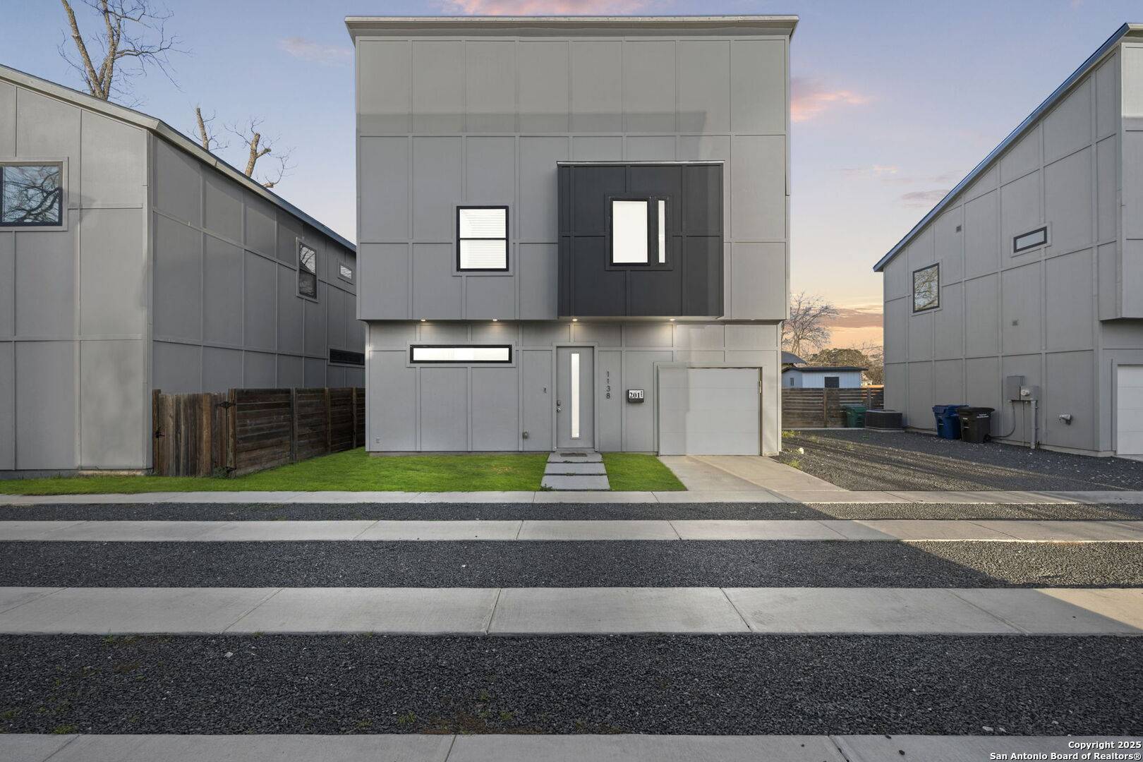 1138 Gibbs UNIT 201, San Antonio, TX 78202