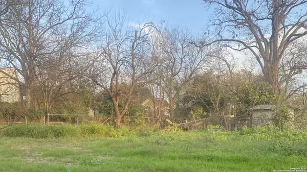 San Antonio, TX 78202,210 Dalton Alley