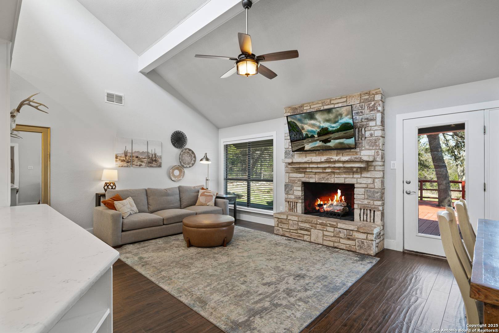 Boerne, TX 78006,1555 Desert Gold