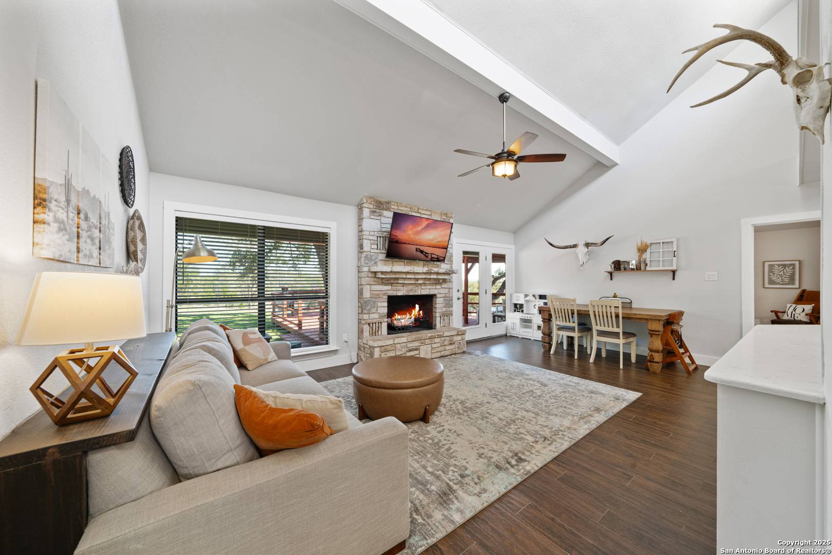 Boerne, TX 78006,1555 Desert Gold