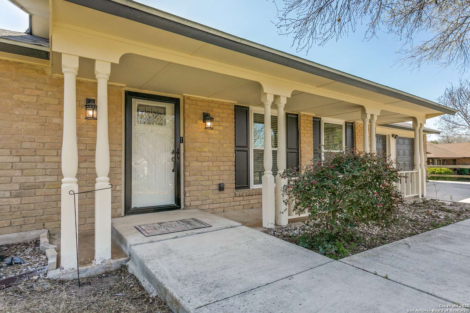 San Antonio, TX 78247,5918 Oak Country Way