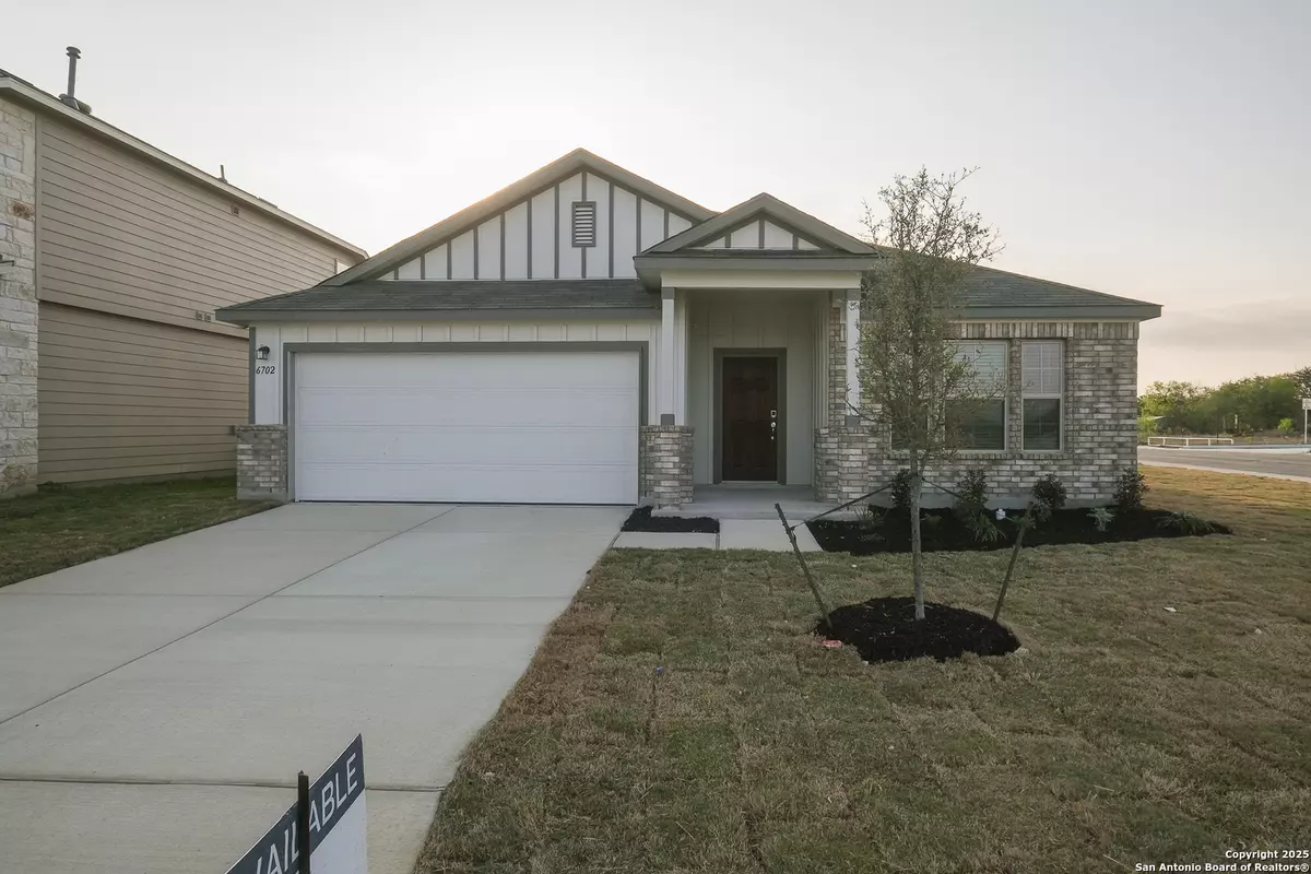 San Antonio, TX 78253,6702 Tasajillo Spring