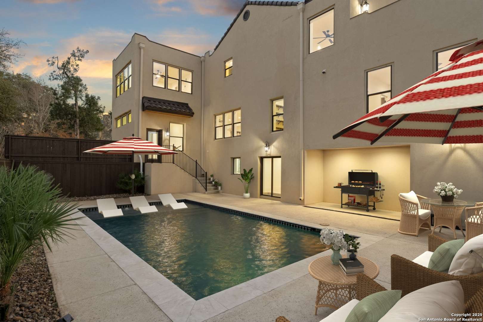 Alamo Heights, TX 78209,201 Cloverleaf Ave