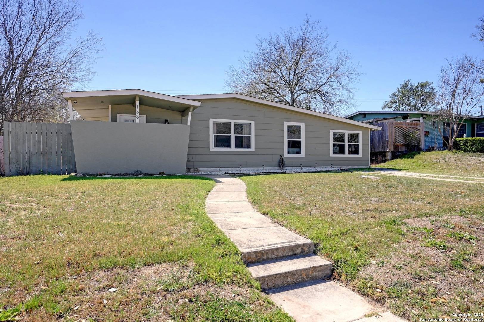 San Antonio, TX 78213,138 Cherry Ridge
