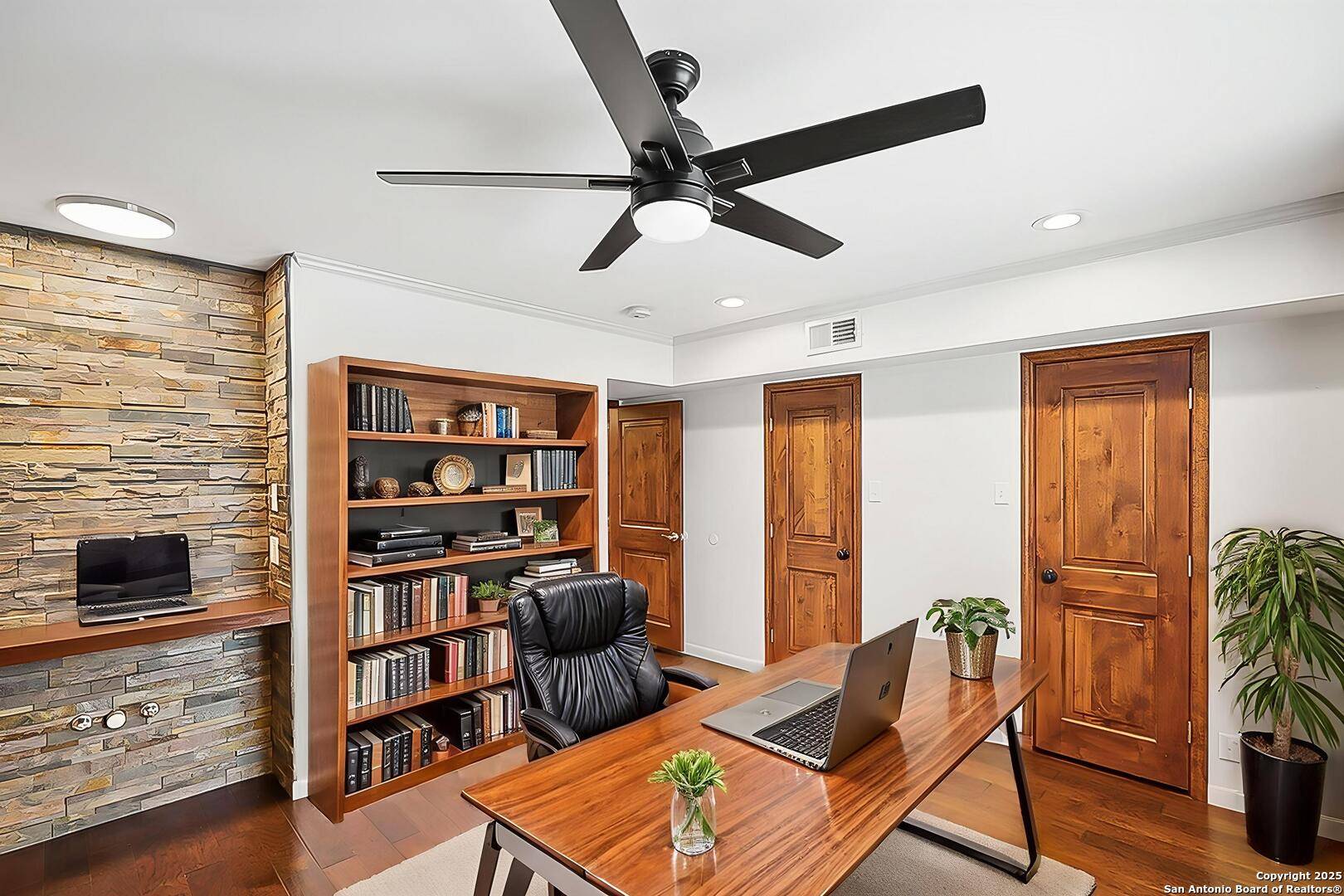 San Antonio, TX 78209,102 Ruelle UNIT 208D