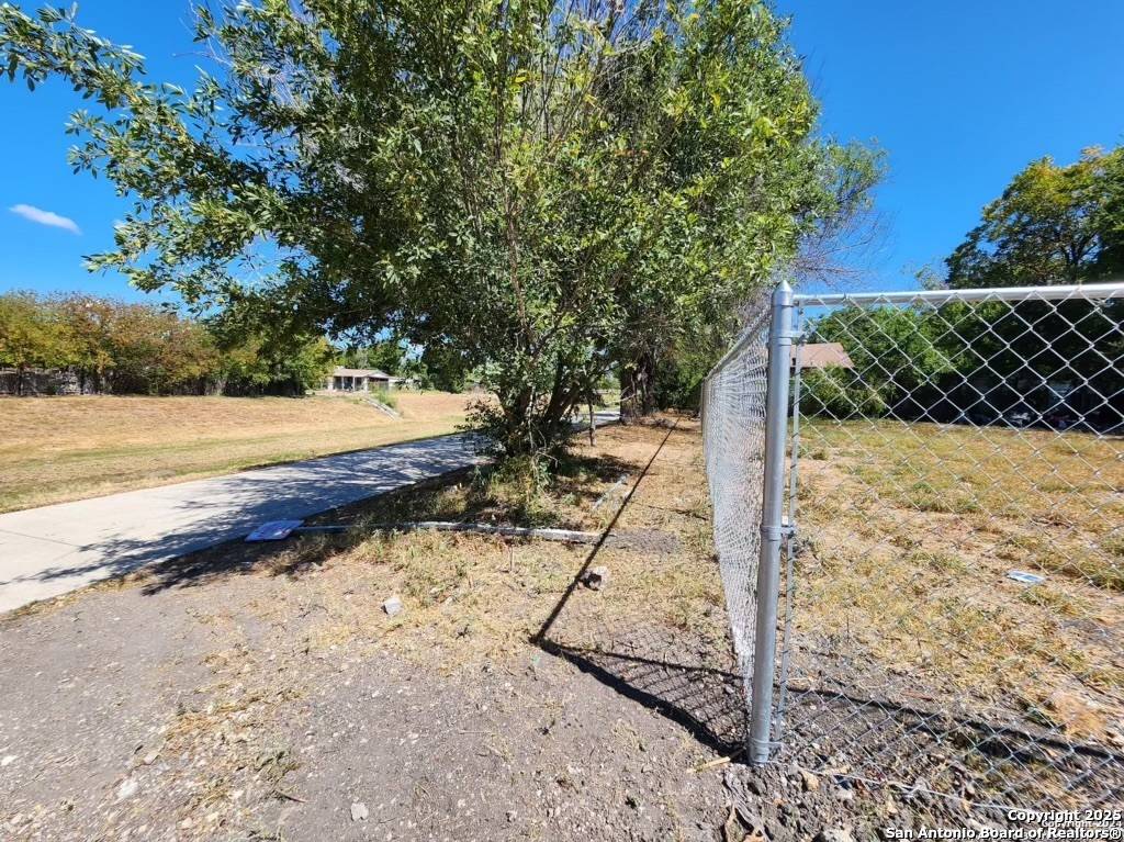San Antonio, TX 78207,217 Henry St